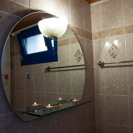 Apartment Dreams *
